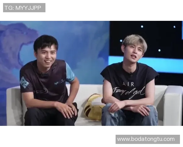 童锦城与足球明星的难忘相遇与精彩瞬间分享 童锦城与足球明星的难忘相遇与精彩瞬间分享